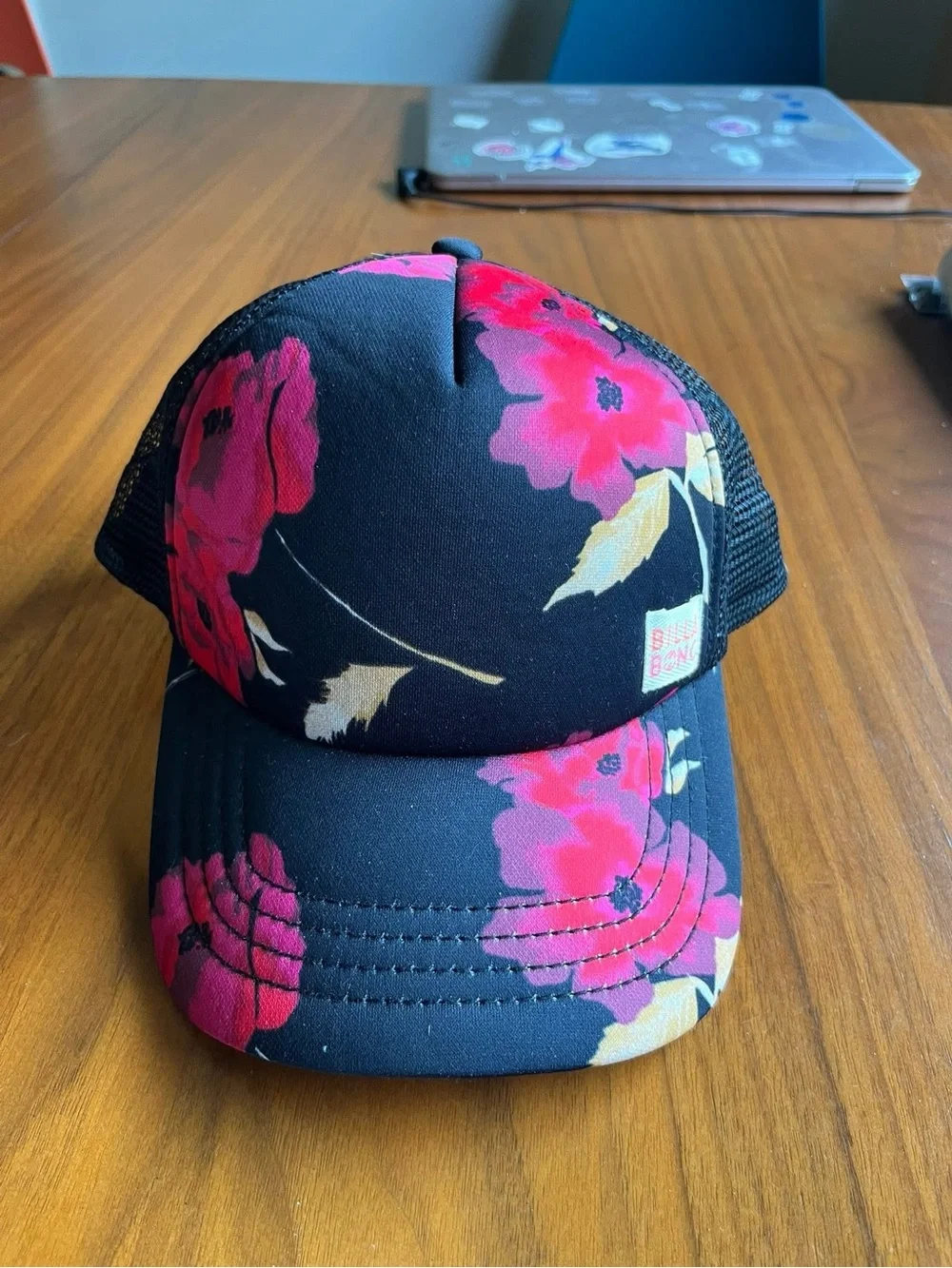 2 Billabong Kids Trucker Hats